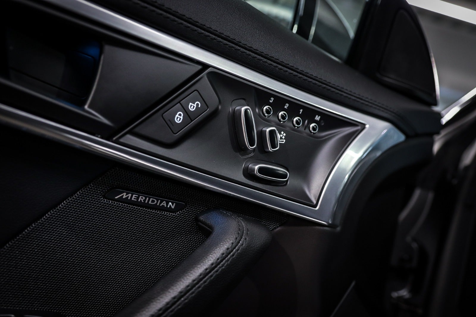 Billede af Jaguar F-Type 3,0 P380 Coupé aut.