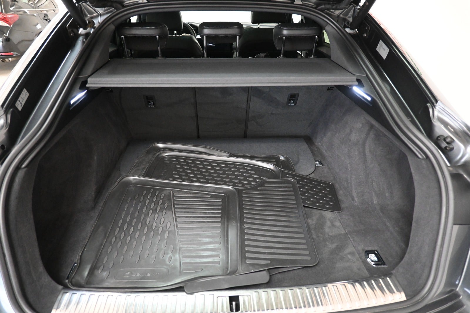 Audi e-tron S-line Prestige Sportback quattro