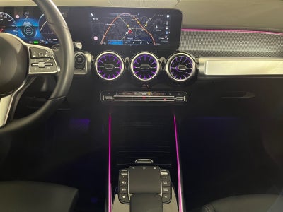 Mercedes EQB300 Progressive 4Matic Van