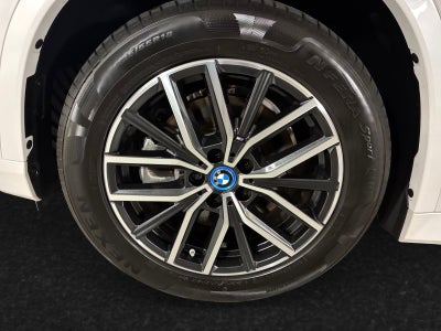 BMW iX1 xDrive30 M-Sport Premium