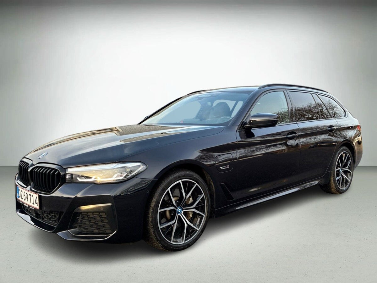 BMW 530e Touring M-Sport aut. billede 1