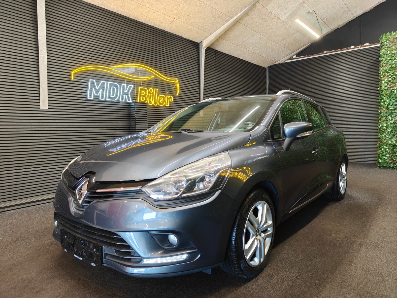 Billede af Renault Clio IV 0,9 TCe 90 Expression Sport Tourer