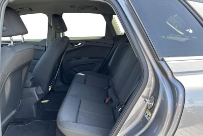 Audi Q4 e-tron Attitude