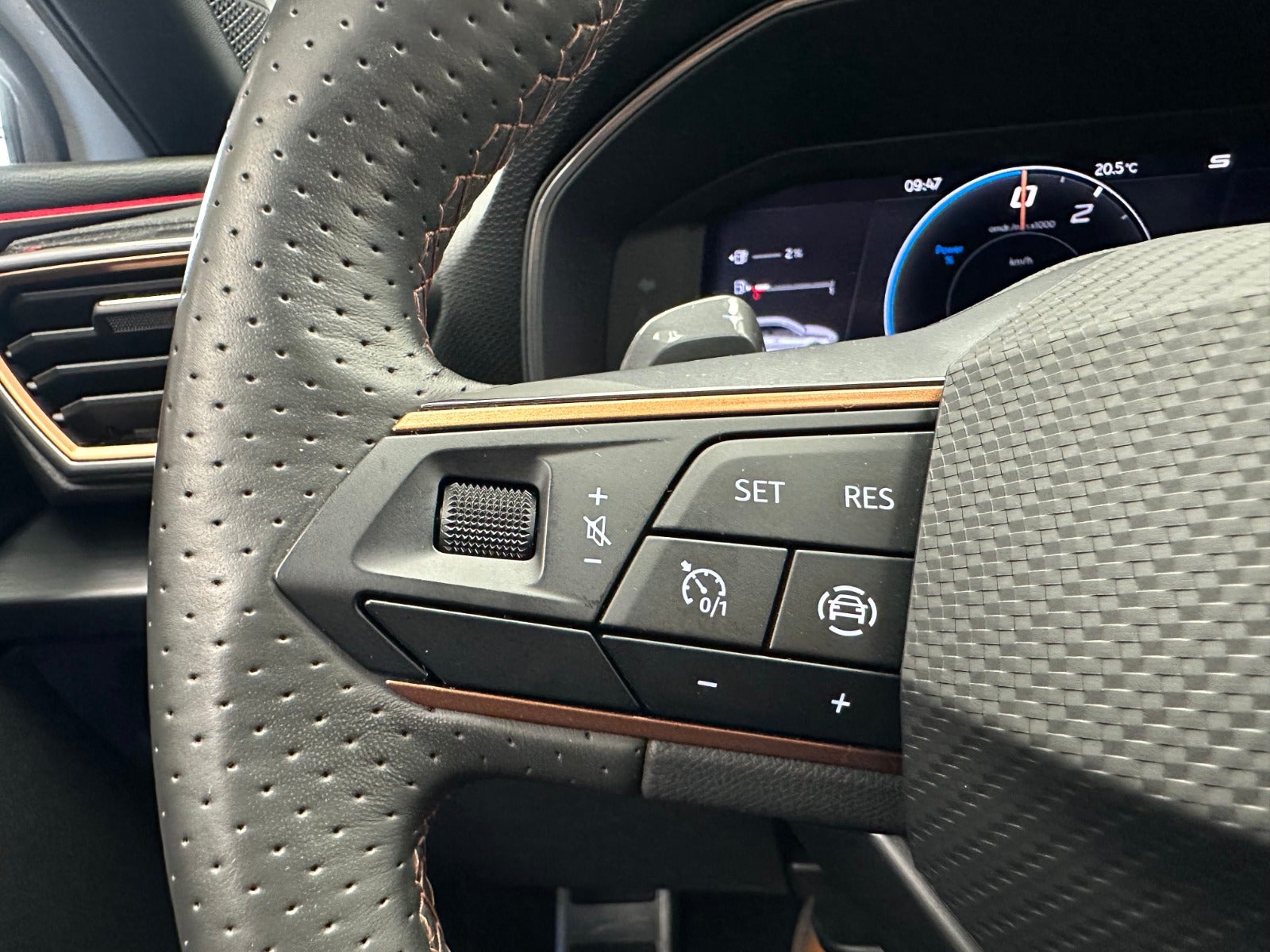 Billede af Cupra Leon 1,4 eHybrid Sportstourer DSG