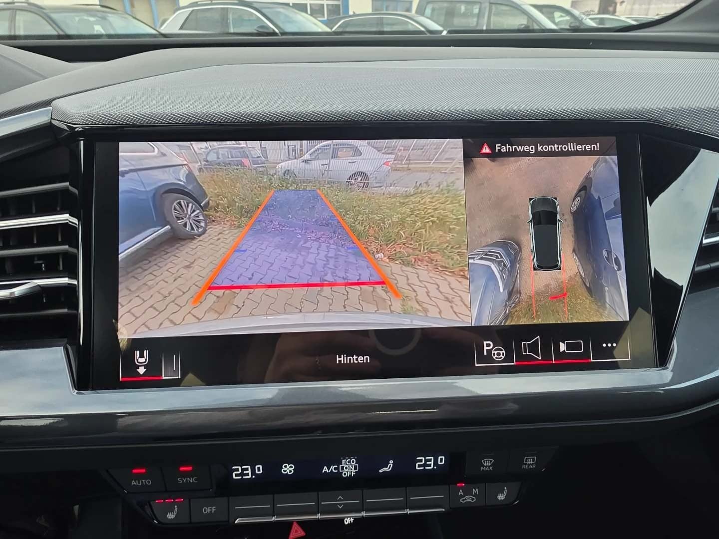 Audi Q4 e-tron S-line quattro