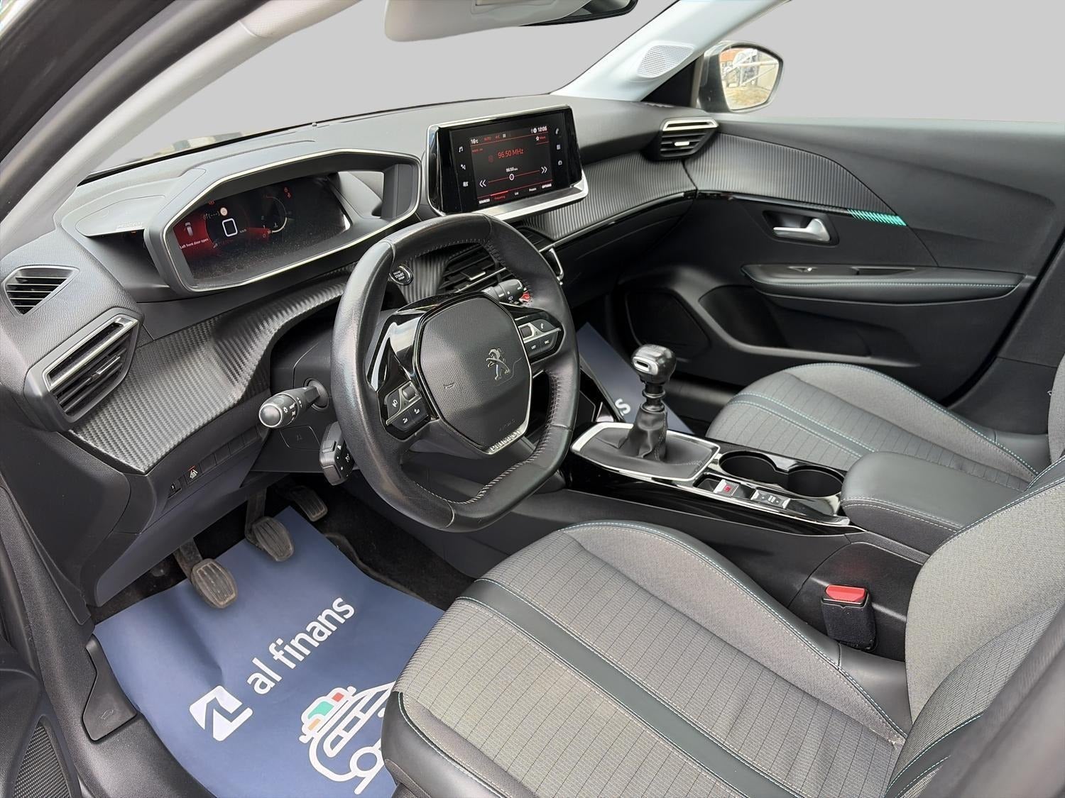 Billede af Peugeot 208 1,2 PureTech 100 Allure Sky