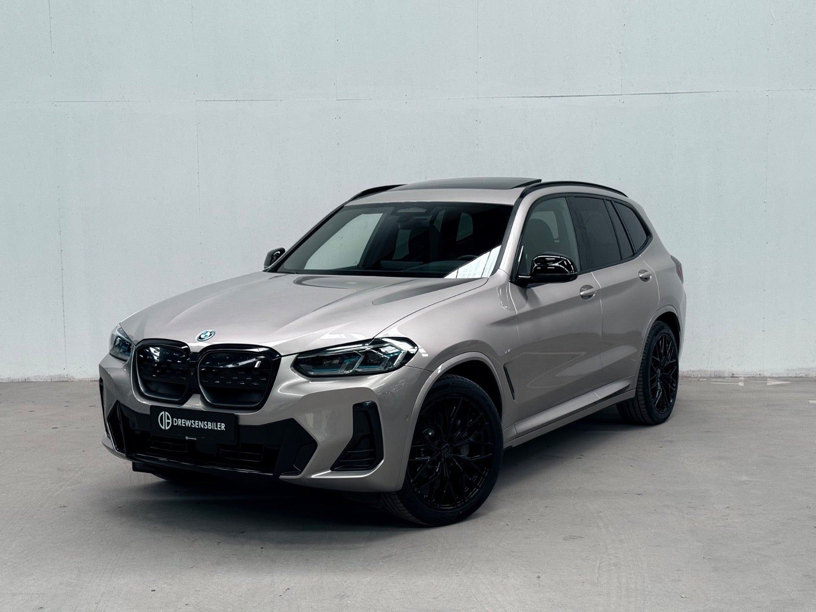 BMW iX3 Charged Plus M-Sport A