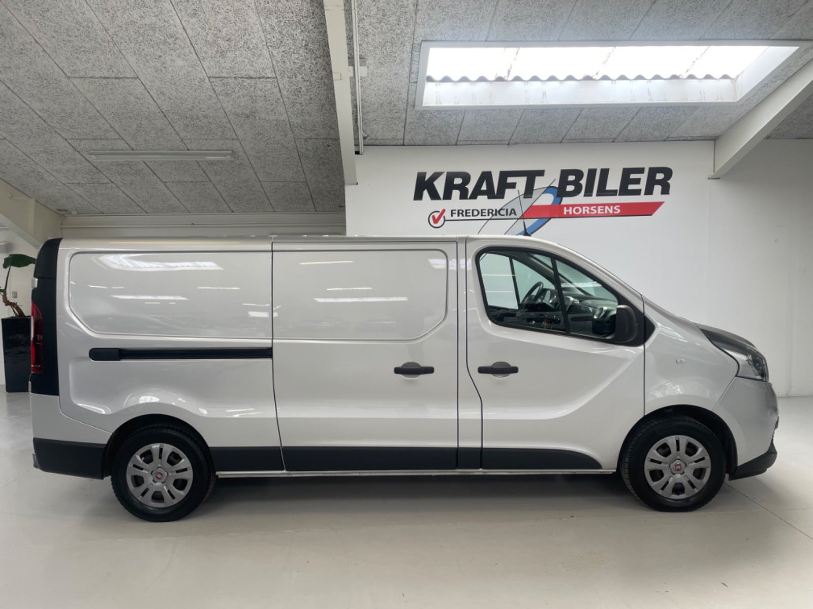 Billede af Fiat Talento 2,0 Ecojet 145 L2H1