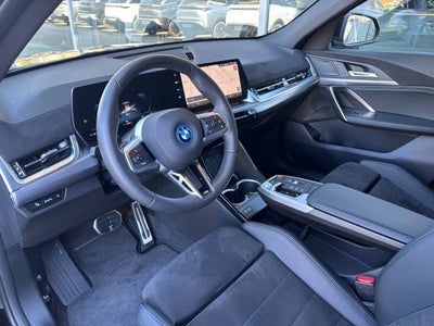 BMW iX2 eDrive20 M-Sport Premium