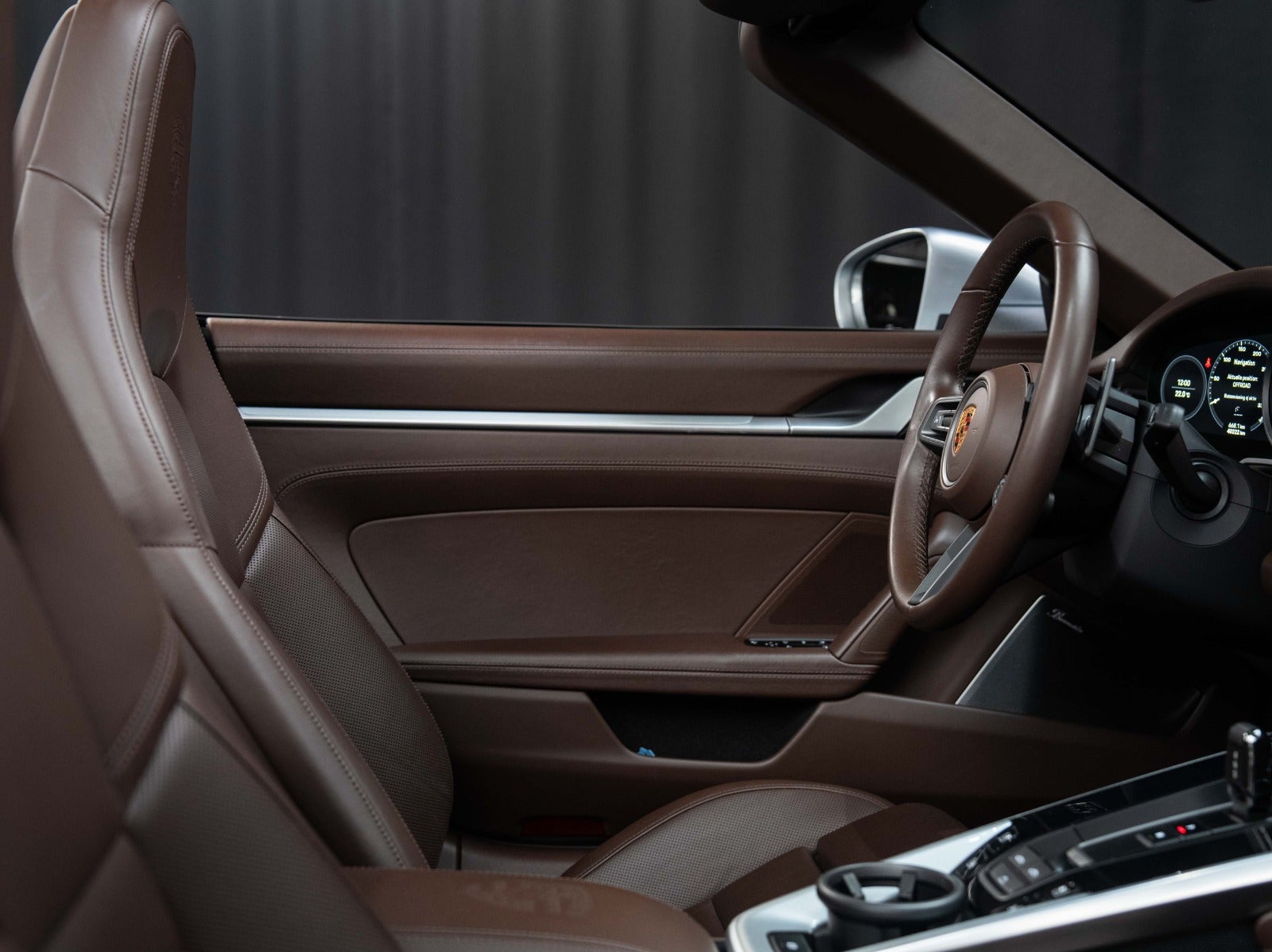 Gallery image 16 of 23