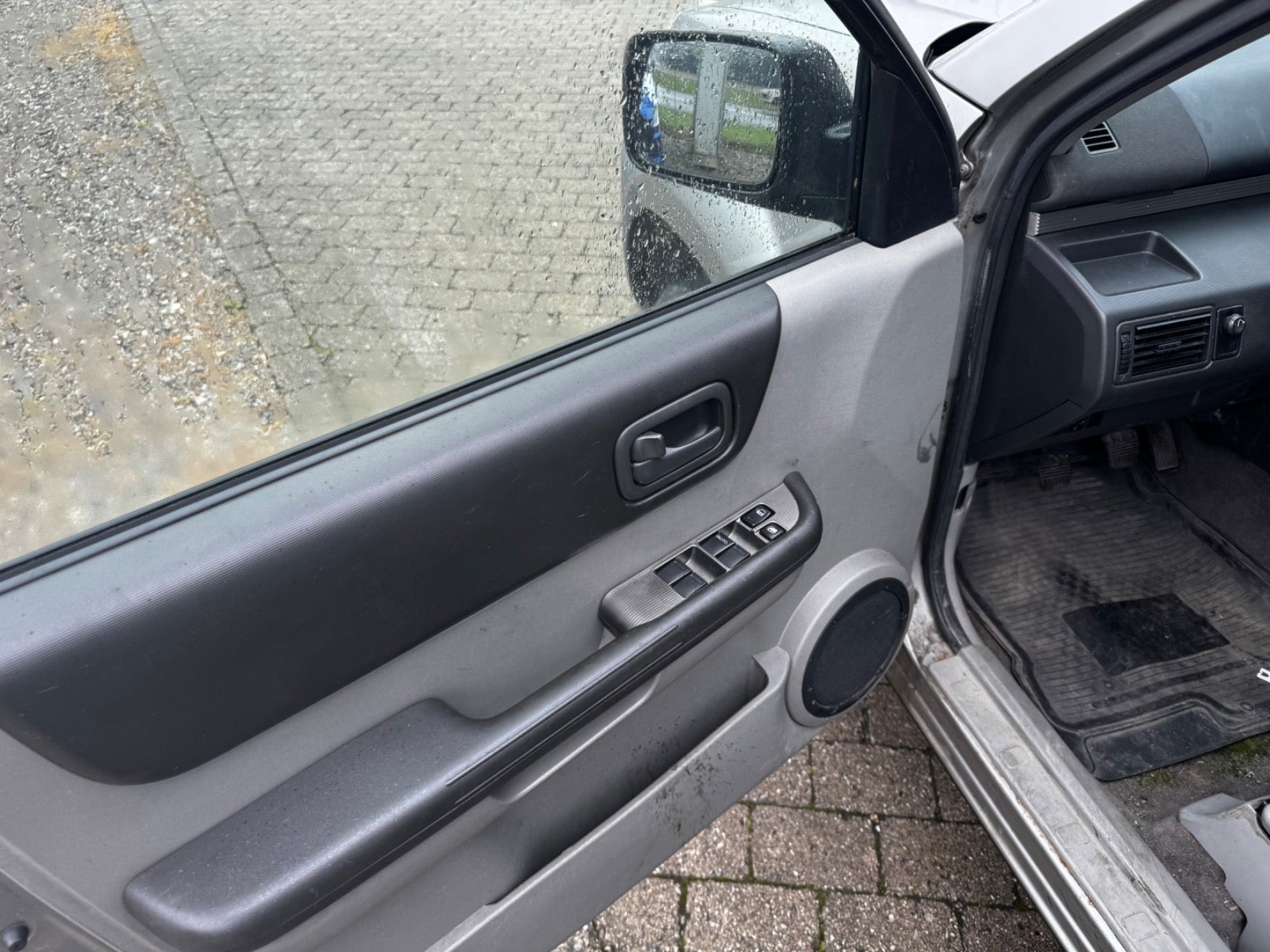 Billede af Nissan X-Trail 2,0 Comfort Van