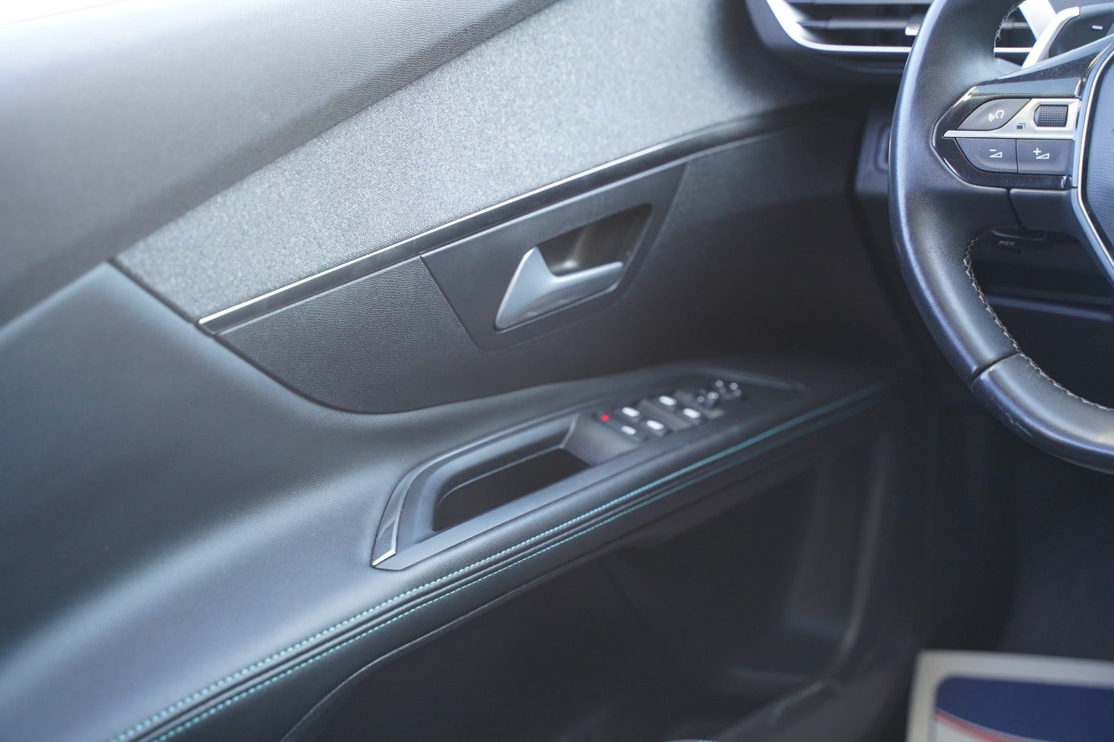 Billede af Peugeot 5008 1,5 BlueHDi 130 Allure Pack EAT8 7prs