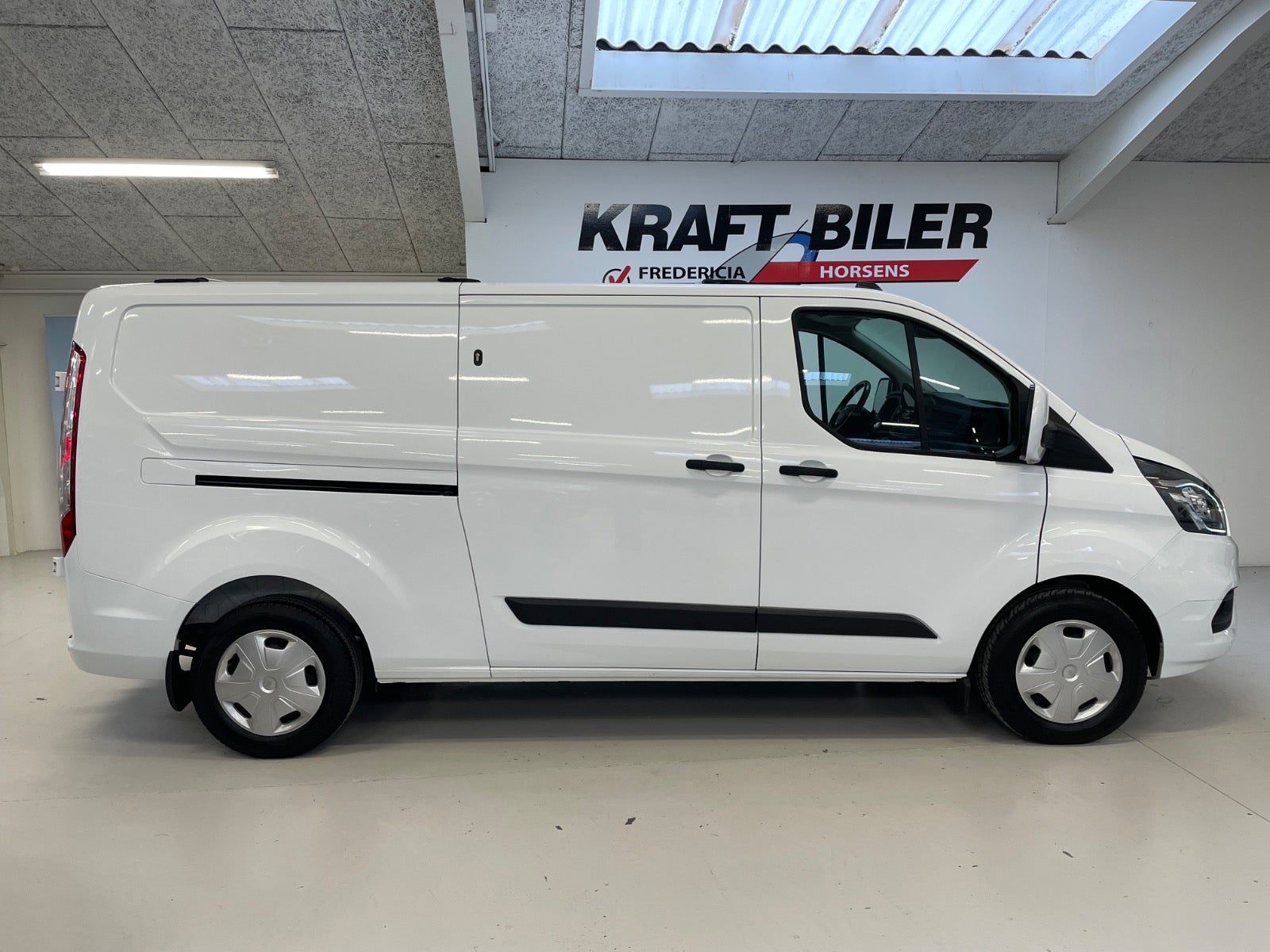 Billede af Ford Transit Custom 300L 2,0 TDCi 130 Trend aut.