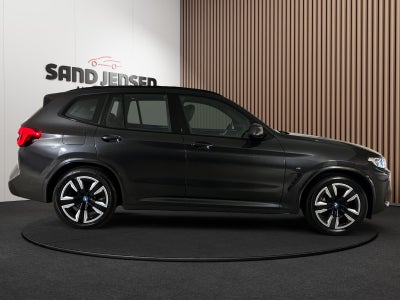 BMW iX3 Charged M-Sport