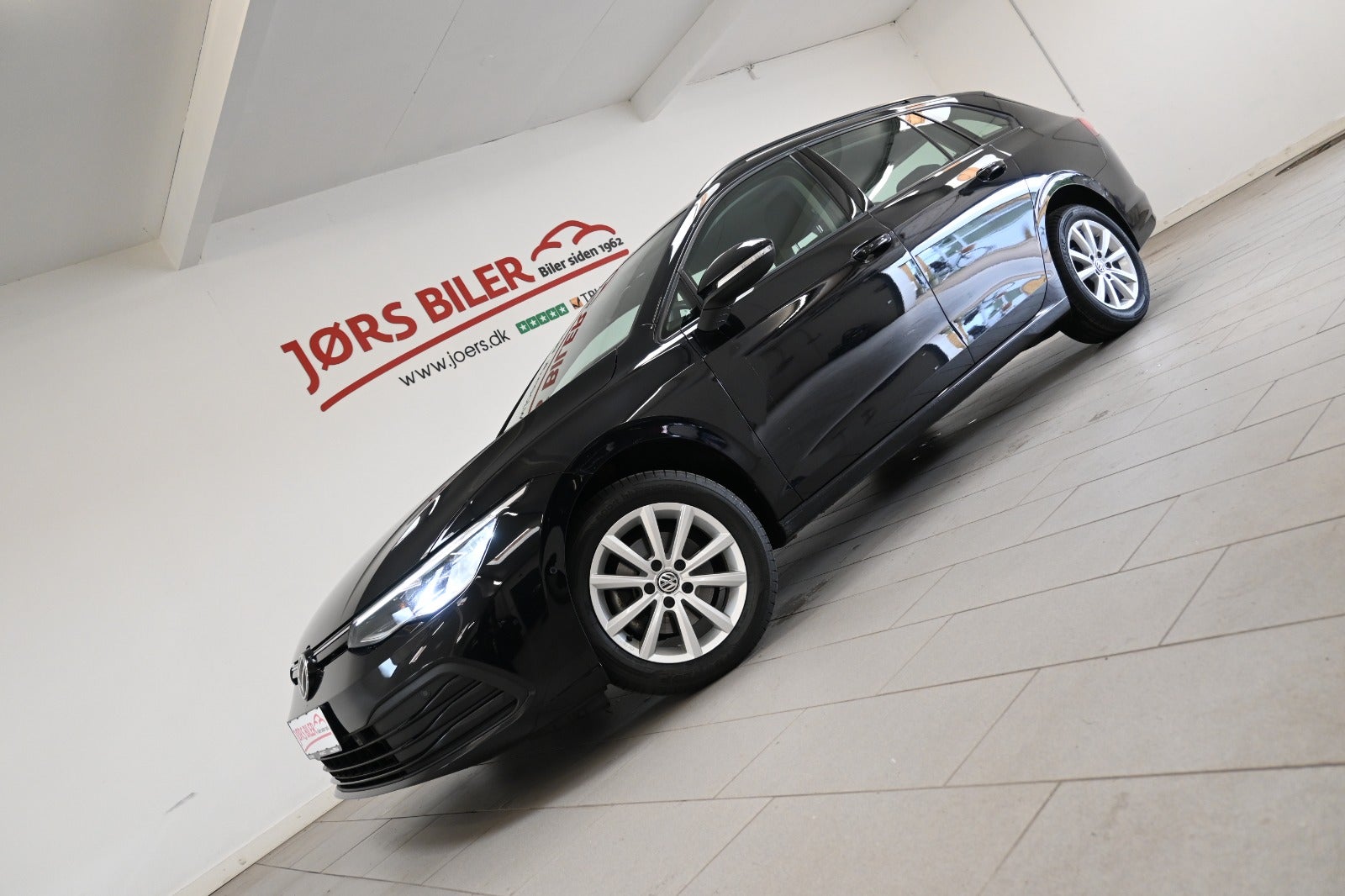 VW Golf VIII eTSi 130 Life Variant DSG