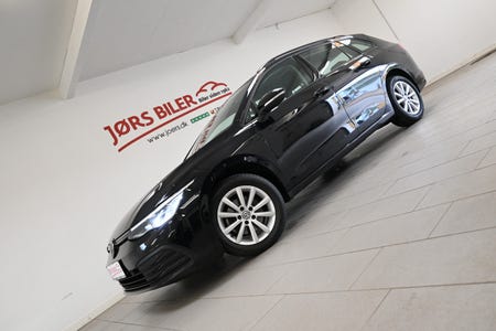 VW Golf VIII eTSi 130 Life Variant DSG