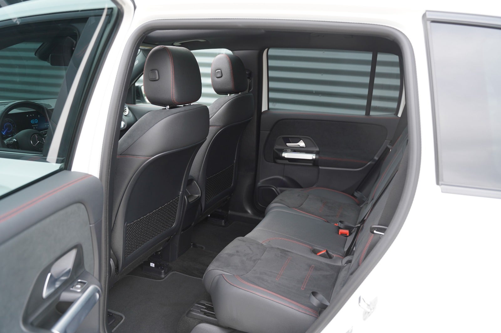 Billede af Mercedes EQB300  AMG Line 4Matic