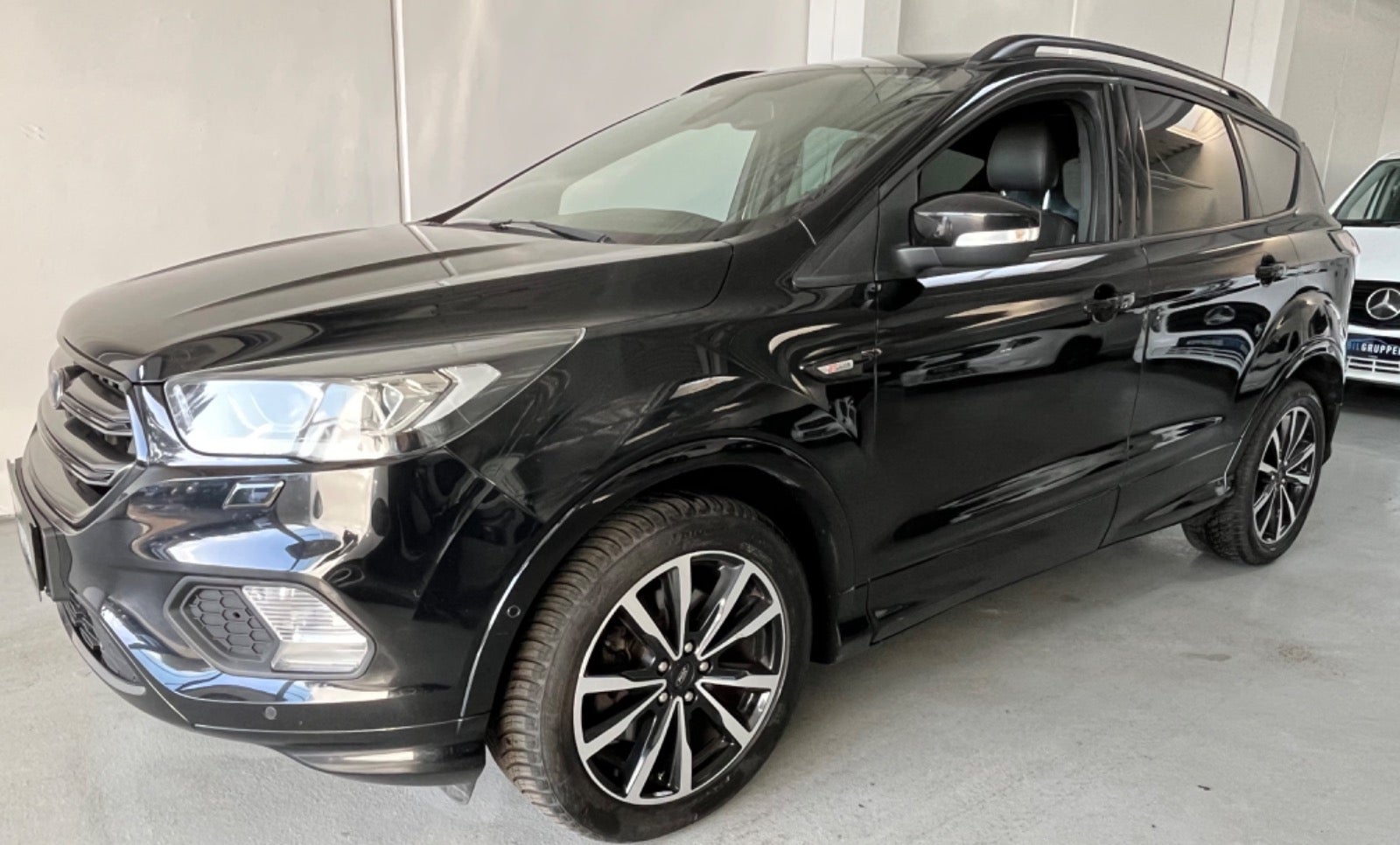 Billede af Ford Kuga 1,5 TDCi 120 ST-Line aut. Van