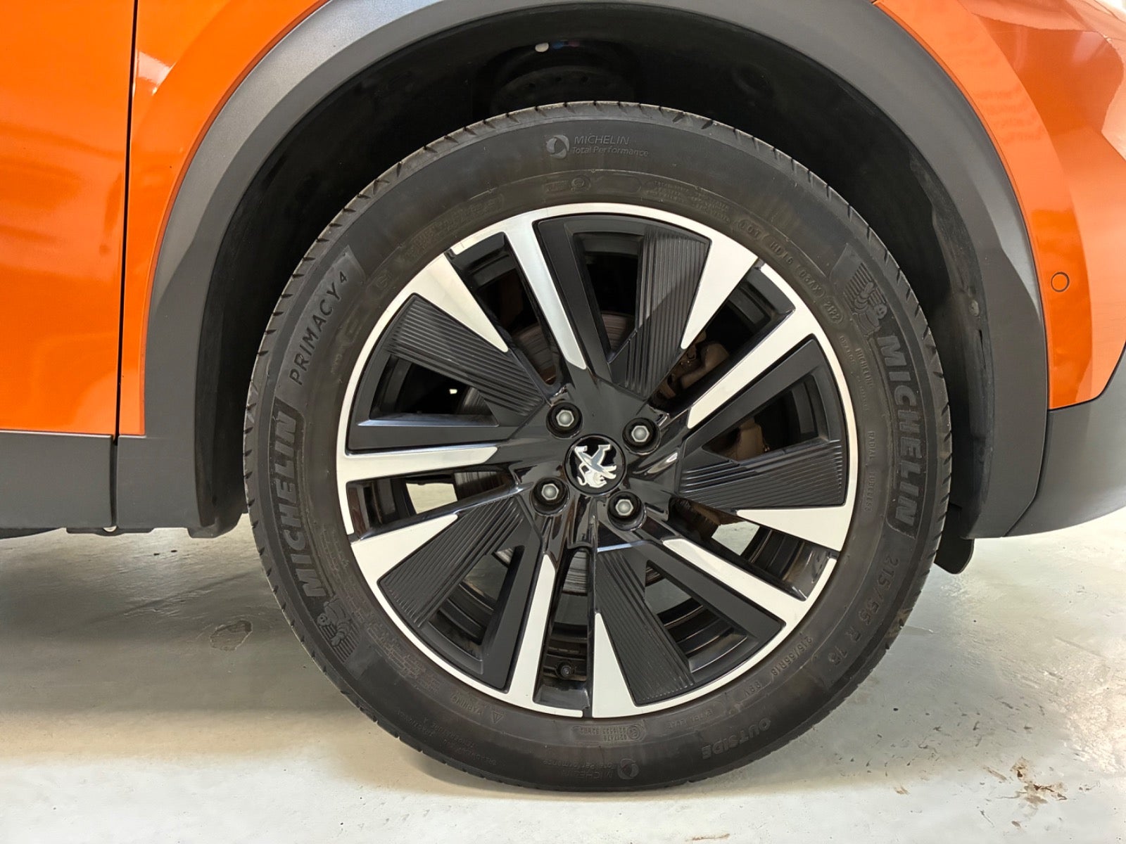 Billede af Peugeot e-2008 50 GT Sky