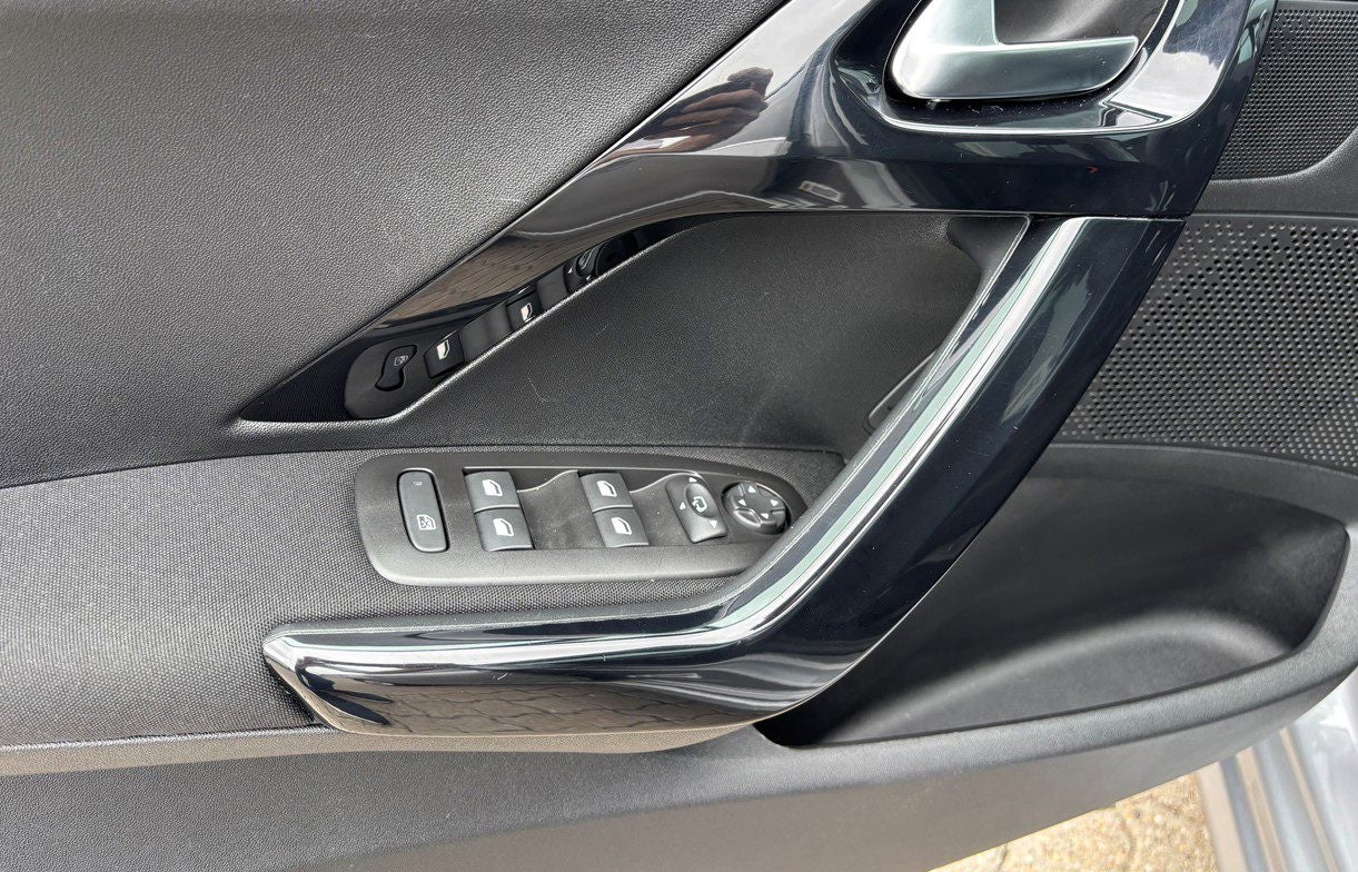 Billede af Peugeot 208 1,5 BlueHDi 100 Privé