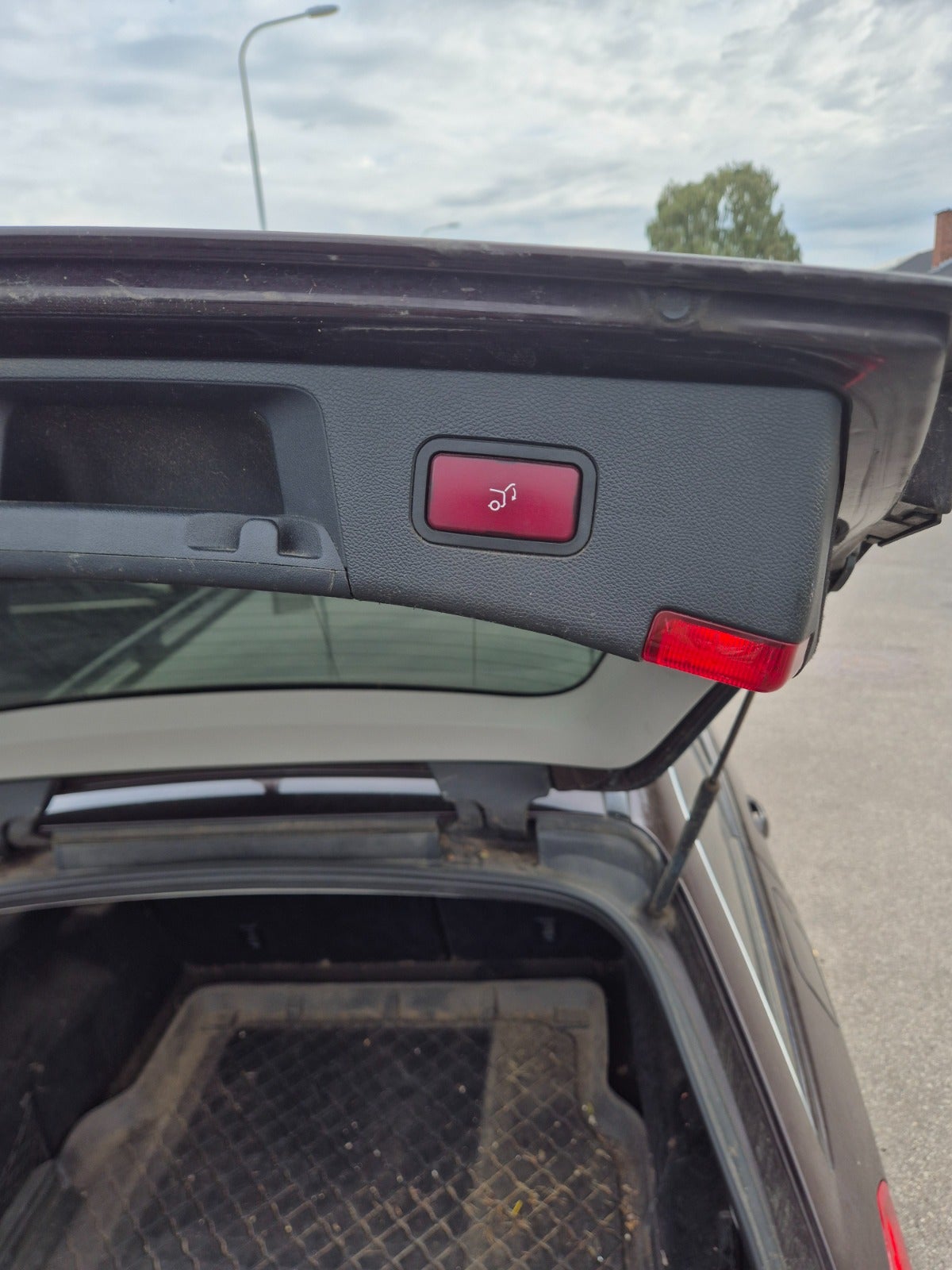 Billede af Mercedes E200 2,2 CDi Avantgarde stc. aut. BE