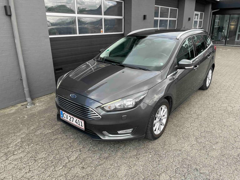 Ford Focus SCTi 125 Titanium stc.