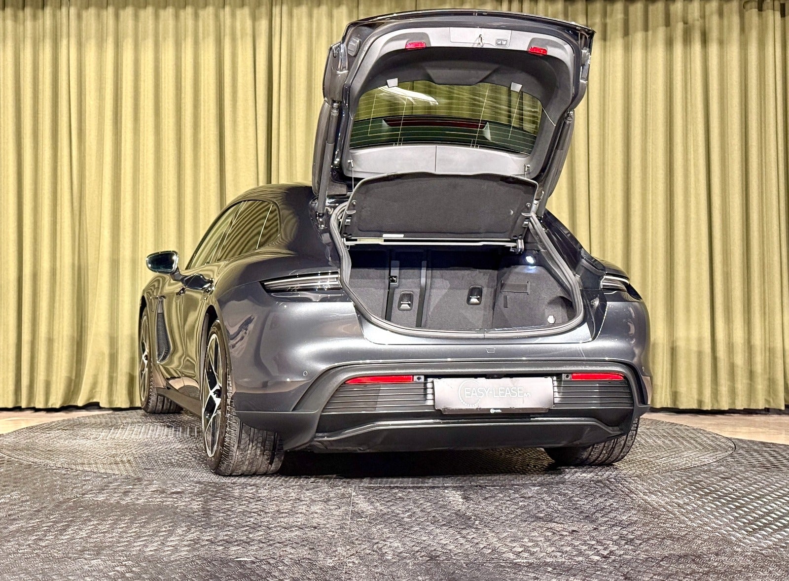 Billede af Porsche Taycan  Performance+ Sport Turismo