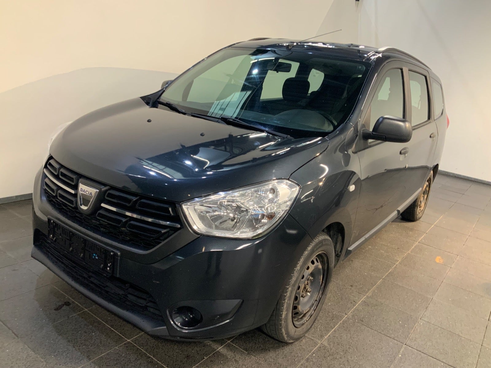 Dacia Lodgy (1/8)