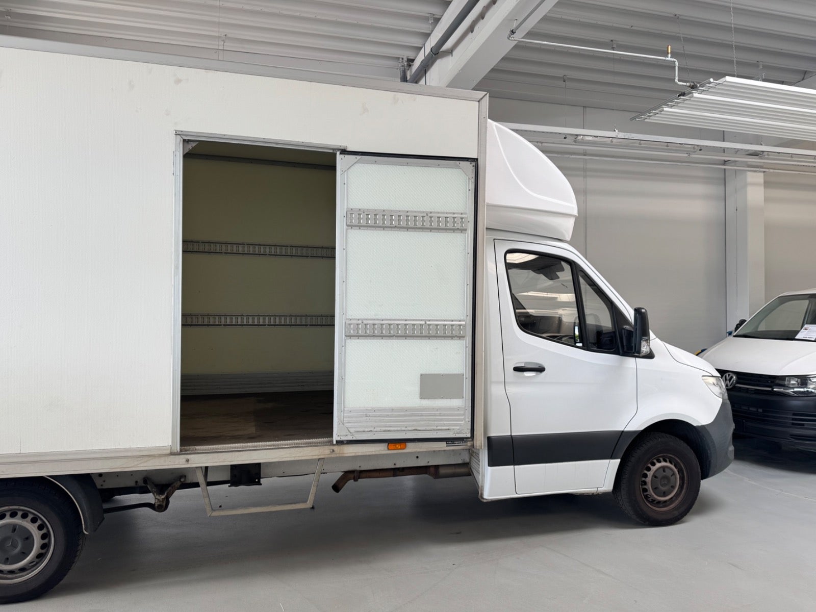 Billede af Mercedes Sprinter 316 2,2 CDi A2 Alukasse aut. RWD