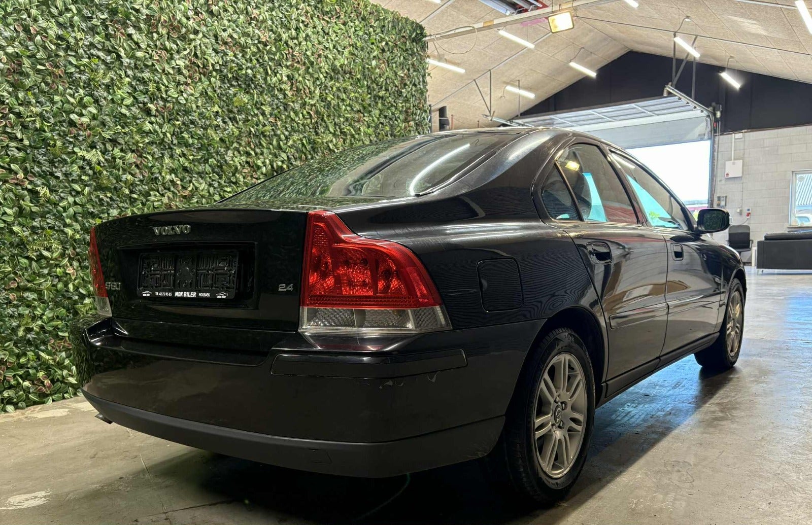 Billede af Volvo S60 2,4 170 Momentum aut.