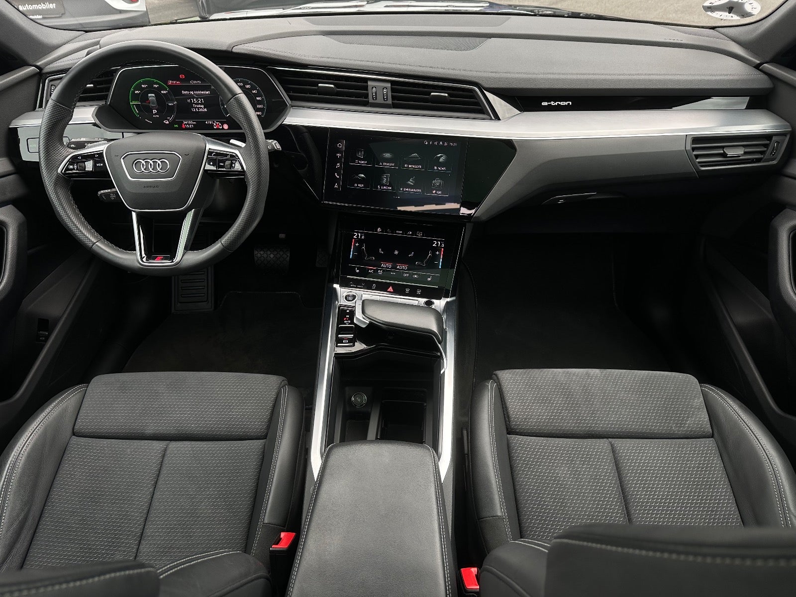 Billede af Audi e-tron 55 S-line quattro