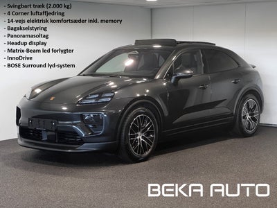 Porsche Macan 4   5d