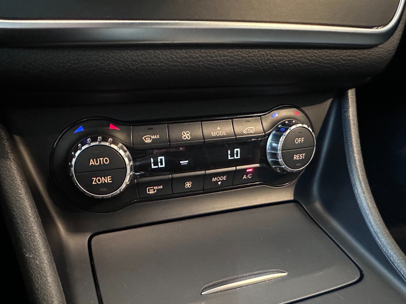 2014 Mercedes CLA200