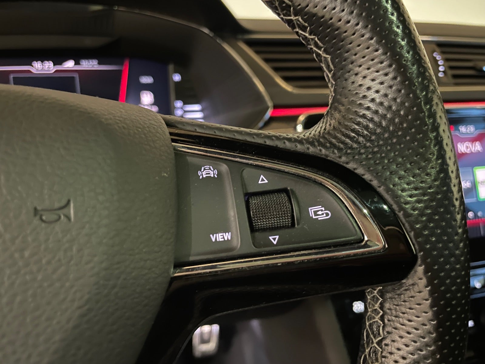 Skoda Superb TDi 190 Sportline Combi DSG