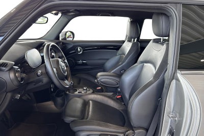 MINI Cooper SE Essential - 4