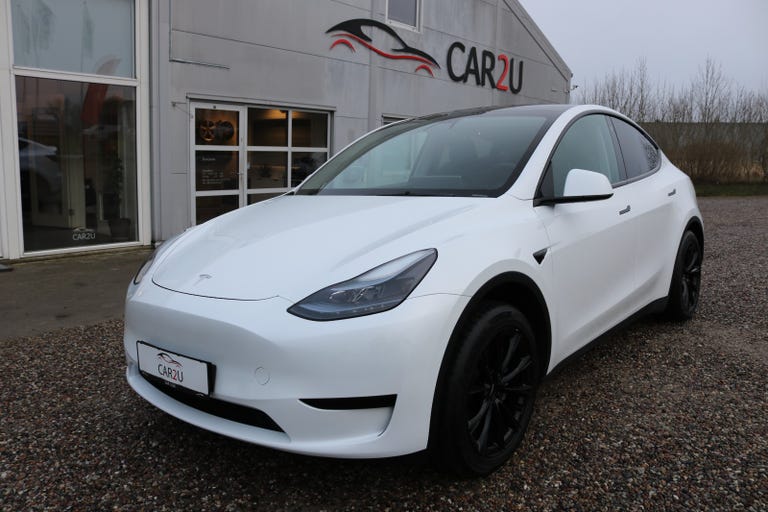 Tesla Model Y RWD