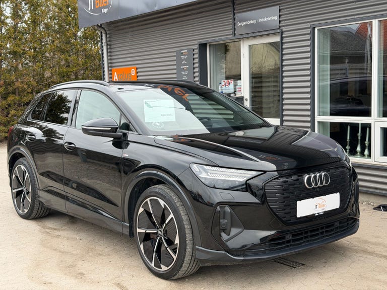 Audi Q4 e-tron S-line