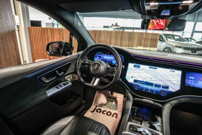 Mercedes EQE350 SUV