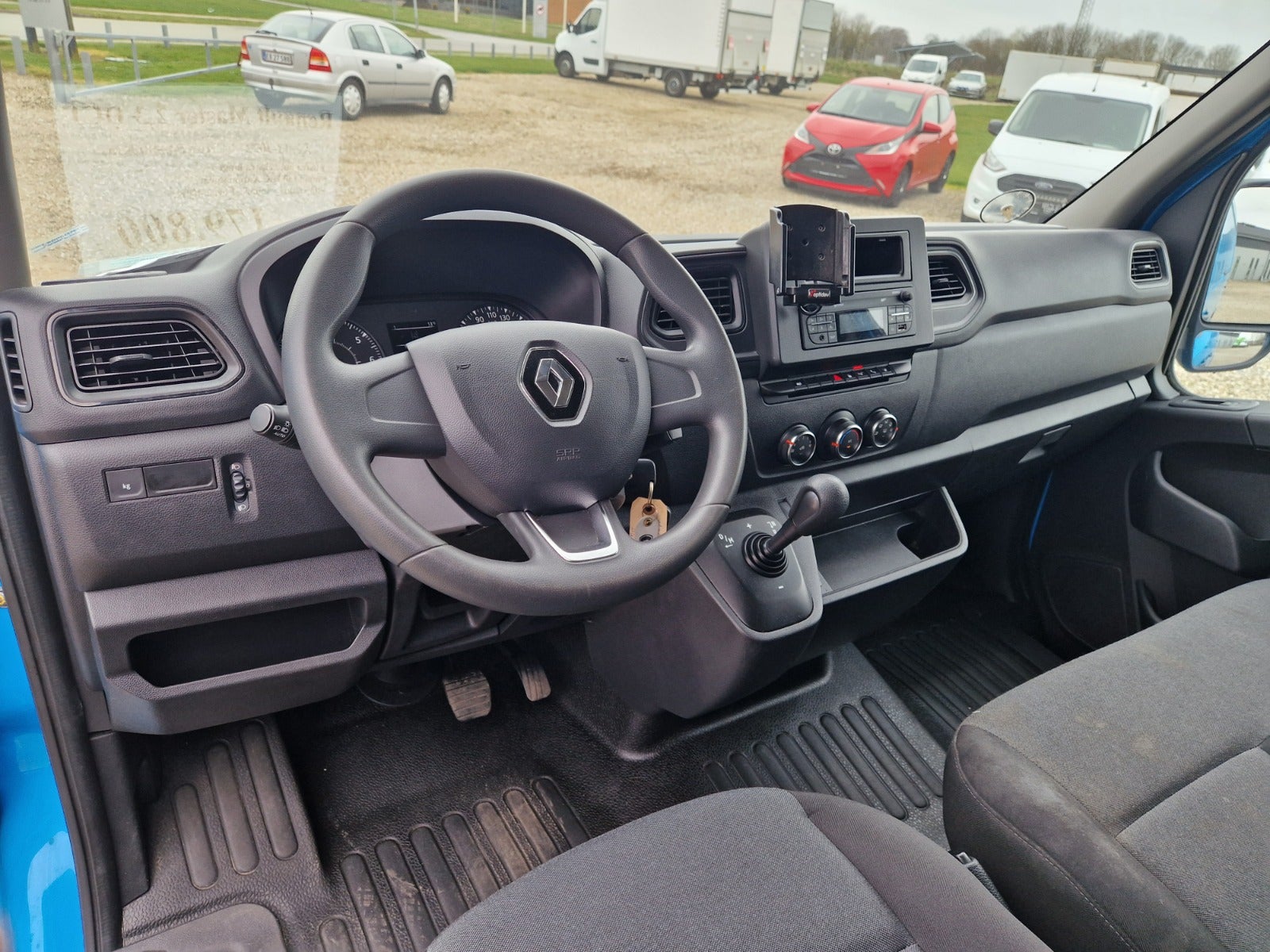 Billede af Renault Master IV T35 2,3 dCi 180 L3H3 Kassevogn aut.