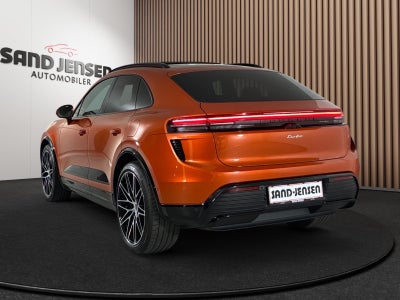 Porsche Macan Turbo 