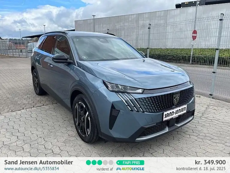 Peugeot e-5008 Allure 7prs