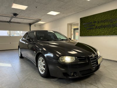 Alfa Romeo 156 2,0 JTS Berlina 4d