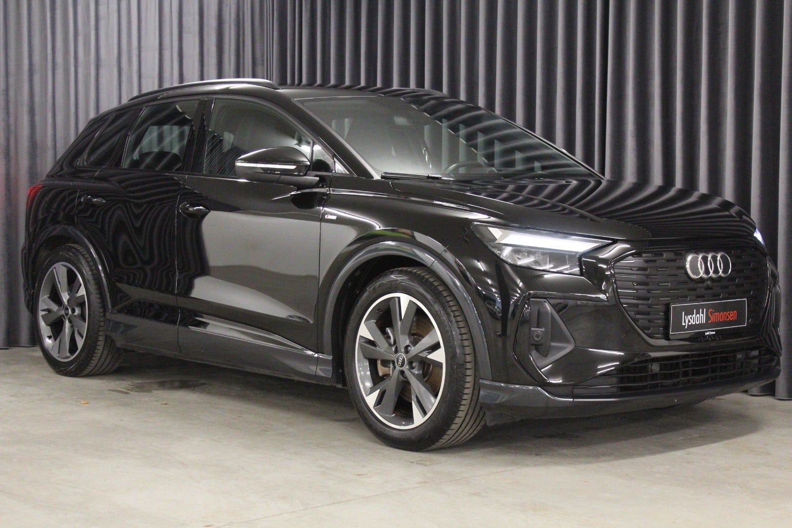 Audi Q4 e-tron S-line