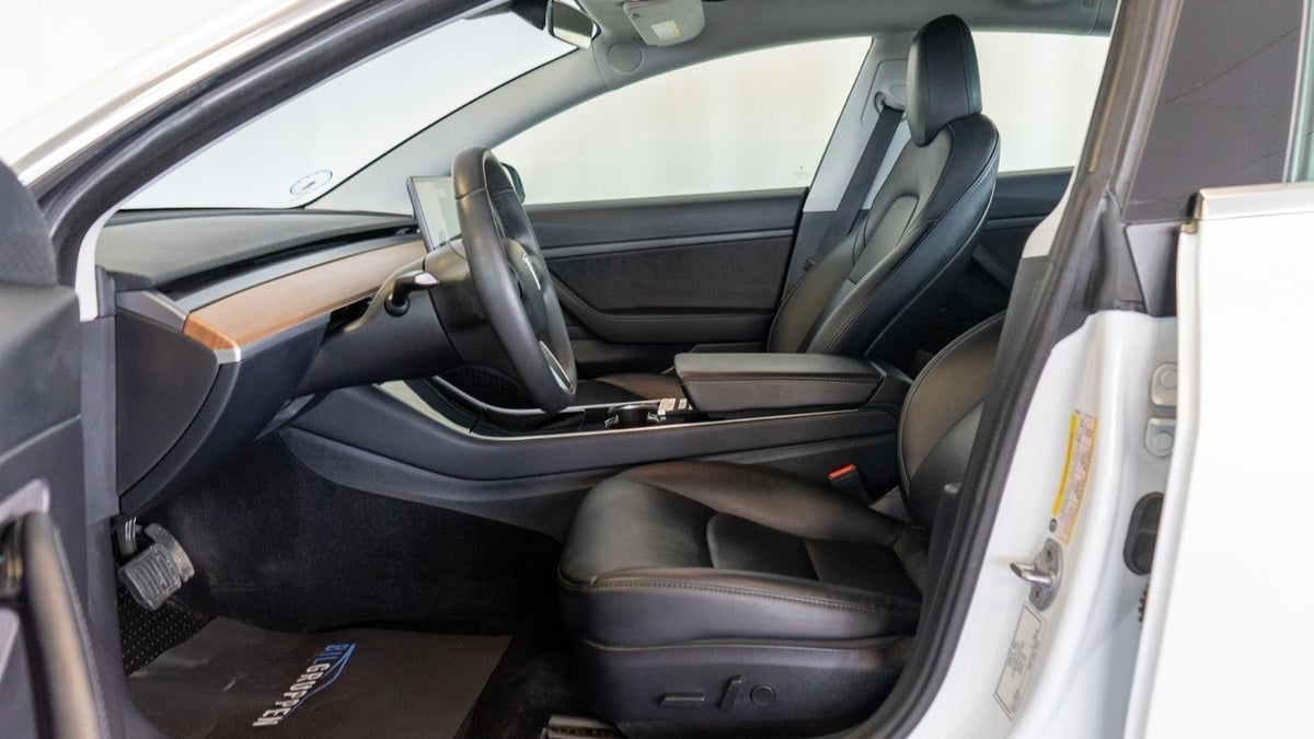 Billede af Tesla Model 3  Standard Range+ RWD