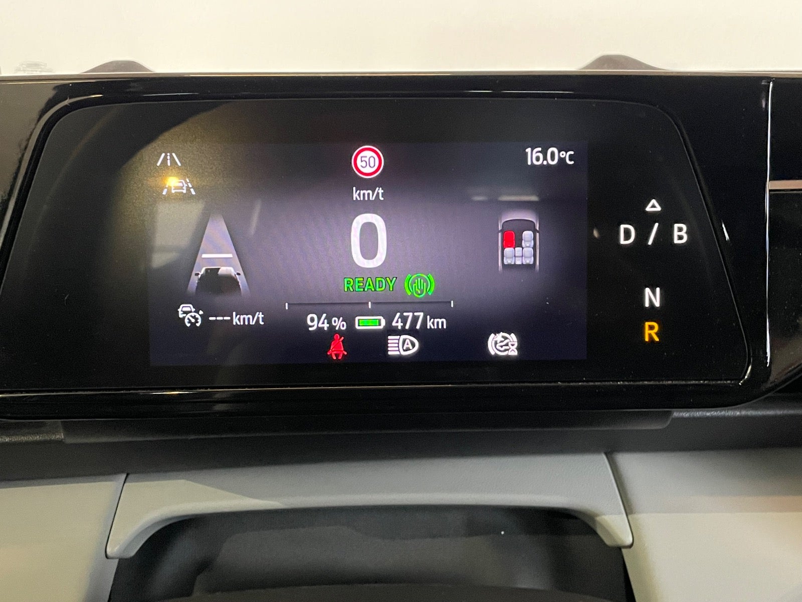 Ford Explorer Select Extended Range