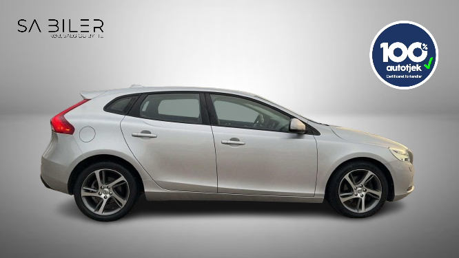 Volvo V40 2017