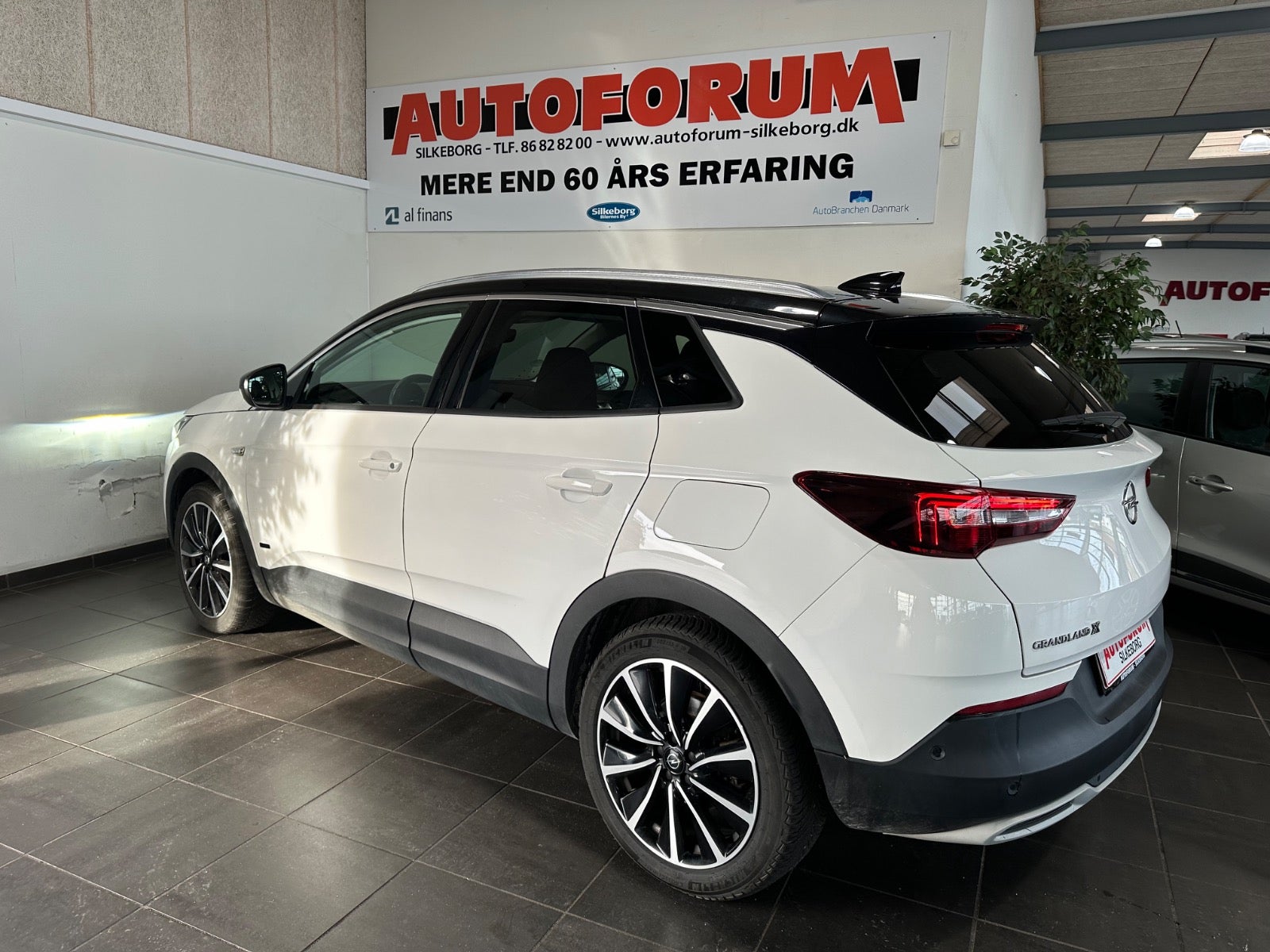 Opel Grandland X Hybrid Ultimate aut.