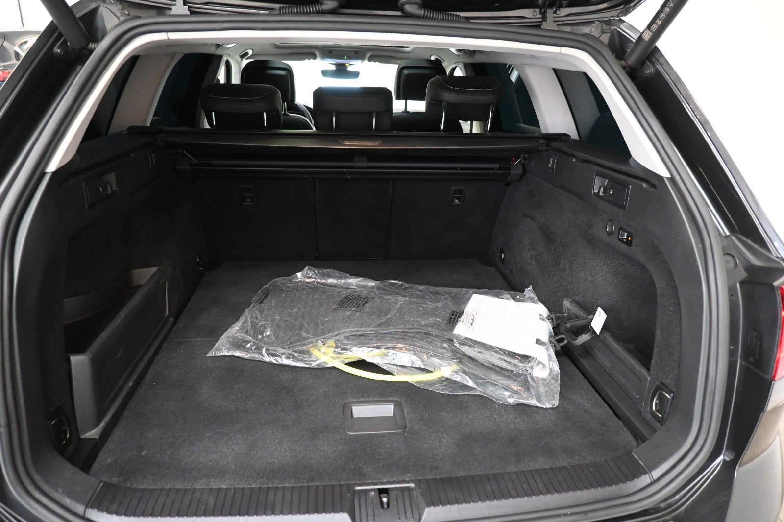 VW Passat GTE+ Pro Variant DSG