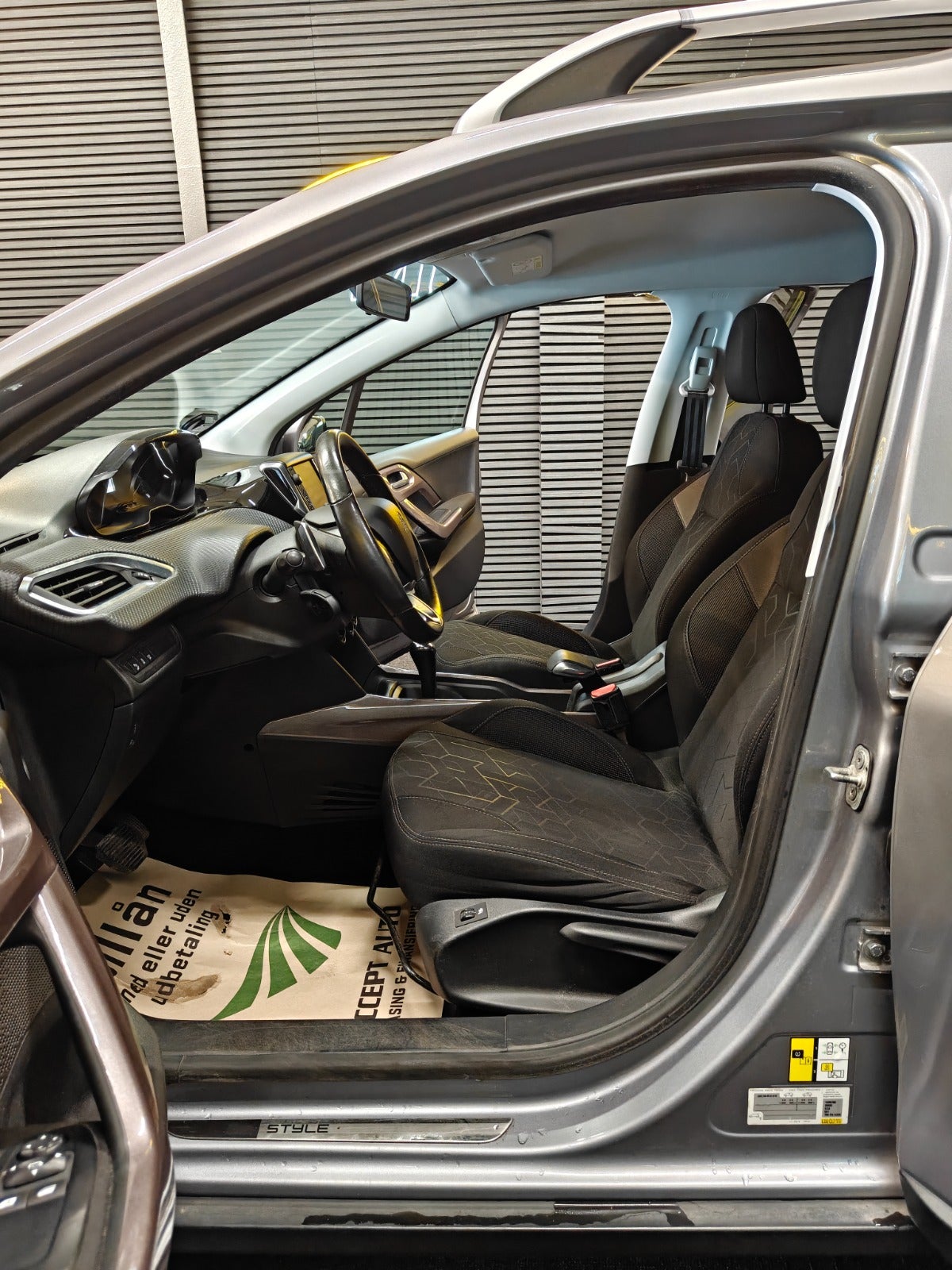 Billede af Peugeot 2008 1,2 e-VTi 82 Style ESG