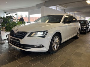 Skoda Superb TSi 180 Style Combi DSG